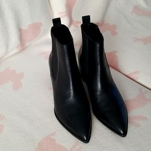 Nine West Black Chelsea Boots